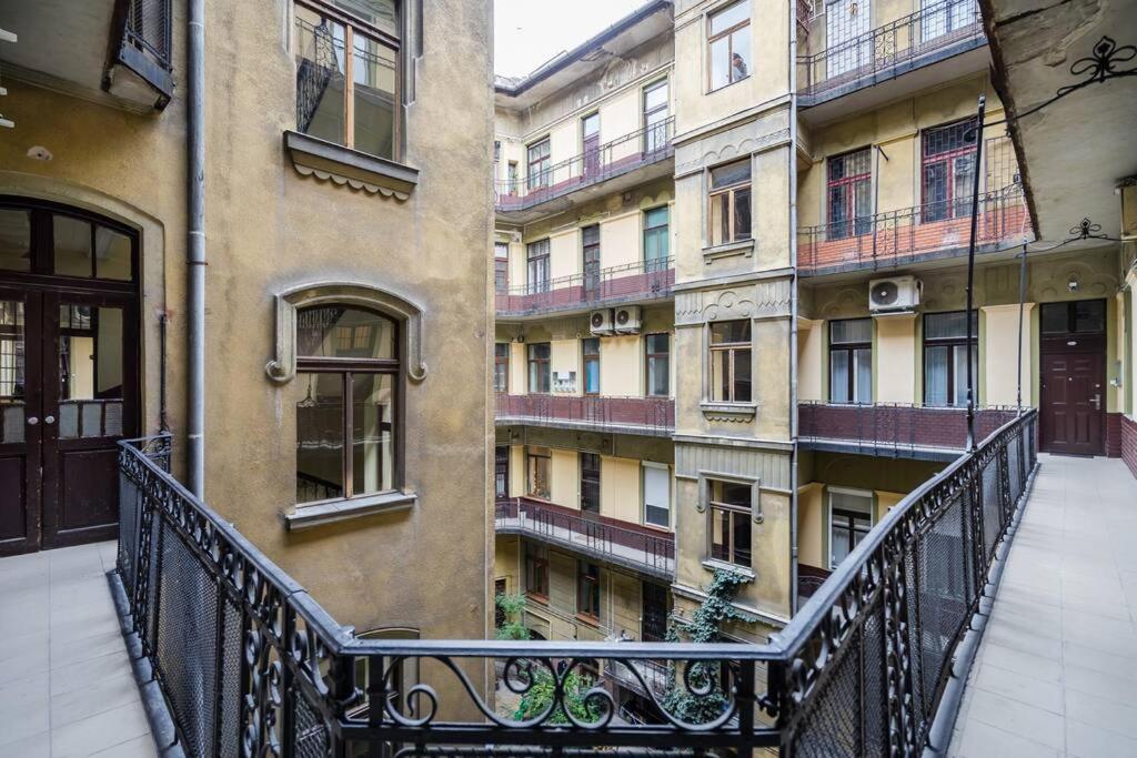 Klauzal City Garden Apartments - 2-Bedroom K34 Budapeste Exterior foto